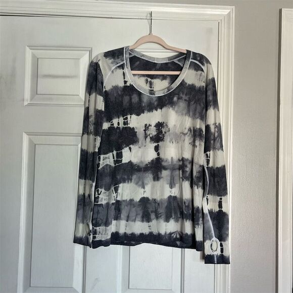 Lululemon Women's 12 Tie-Dye Long Sleeve Scoop Neck Top Multicolor - Picture 1 of 6